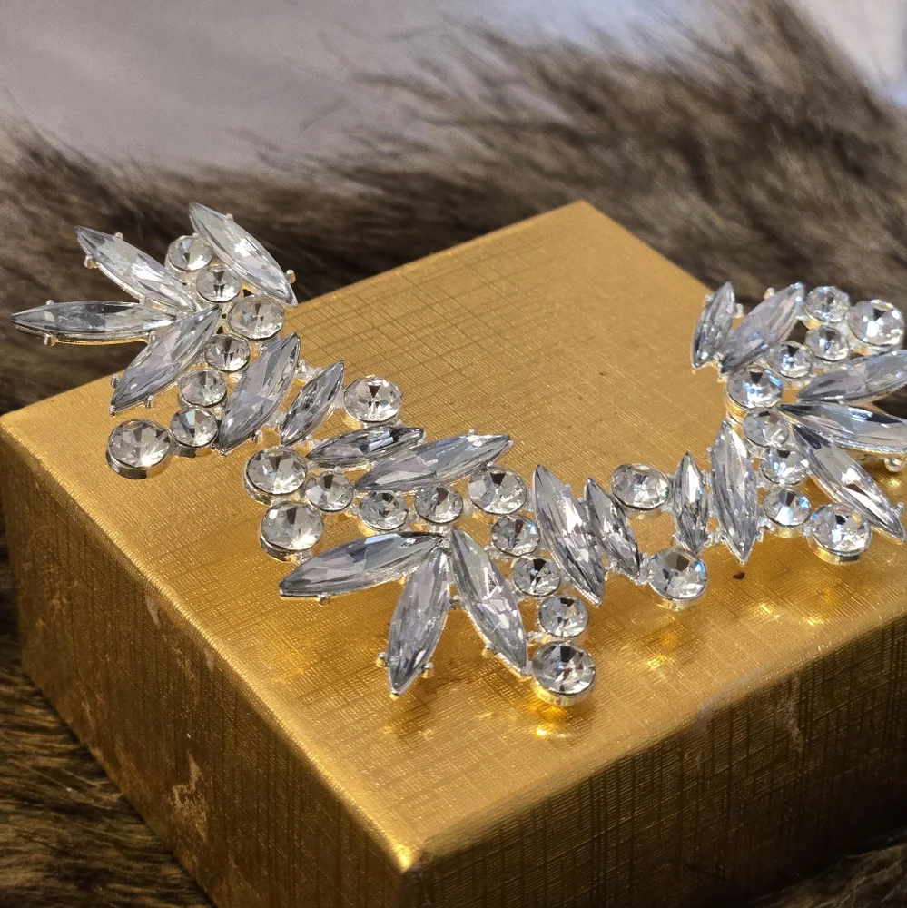 Elegant Silver Rhinestone Full Earcuff Women's Jewelry